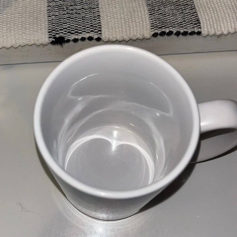 Disney’s The Little Mermaid - Ariel coffee mug - Picture 6 of 9